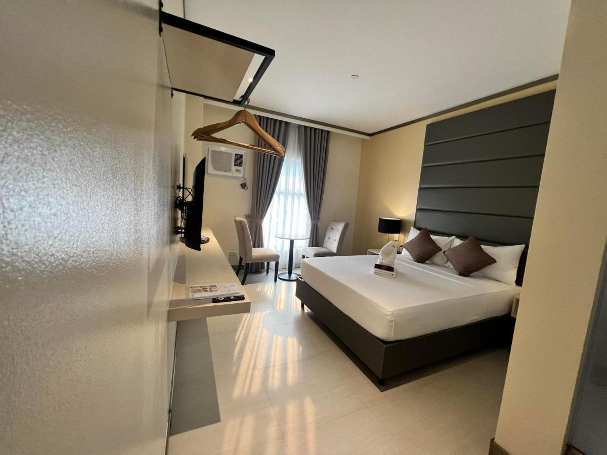 Yes Hotel Imus Cavite Экстерьер фото