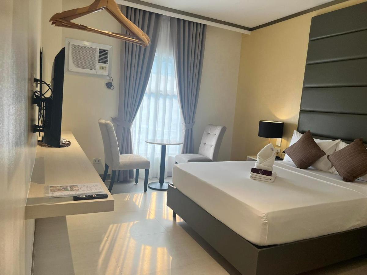 Yes Hotel Imus Cavite Экстерьер фото